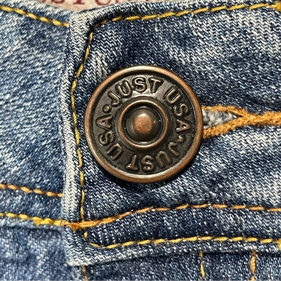 JUST-USA Denim  Mini Short  Women Size Medium - Picture 2 of 8